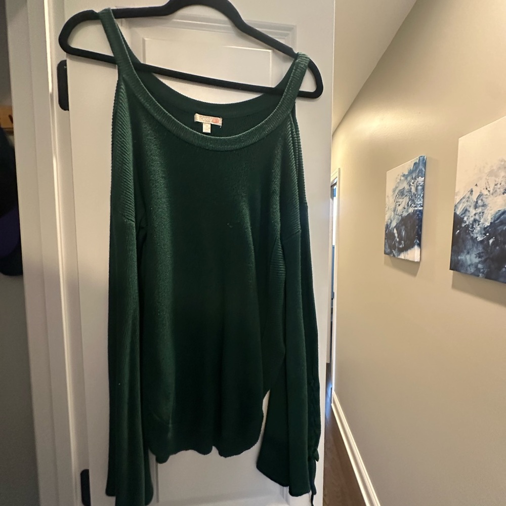 Gianni Bini Green Sweater - Moving Sale - Everything Must Go - ACCEPTING OFFERS